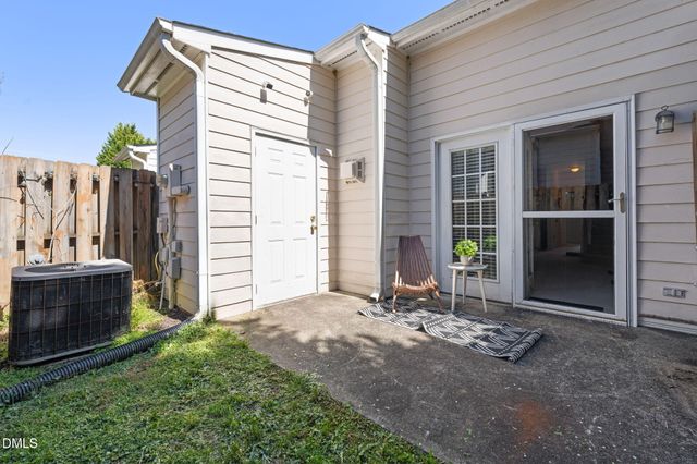 33 Signet Drive, Durham, NC 27704