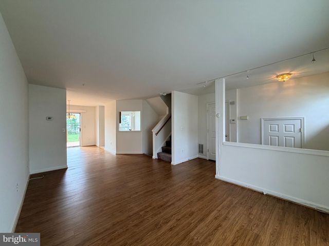 125 HIDDEN HILL CIR, Odenton, MD 21113