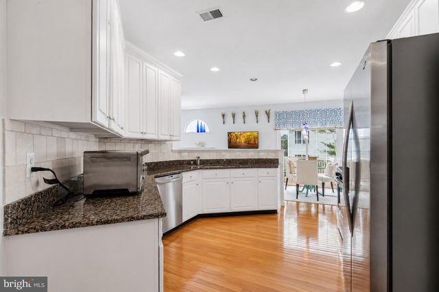 25838 KIRKWOOD SQ, Chantilly, VA 20152