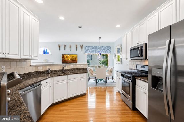 25838 KIRKWOOD SQ, Chantilly, VA 20152