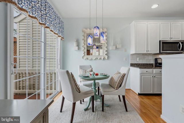 25838 KIRKWOOD SQ, Chantilly, VA 20152