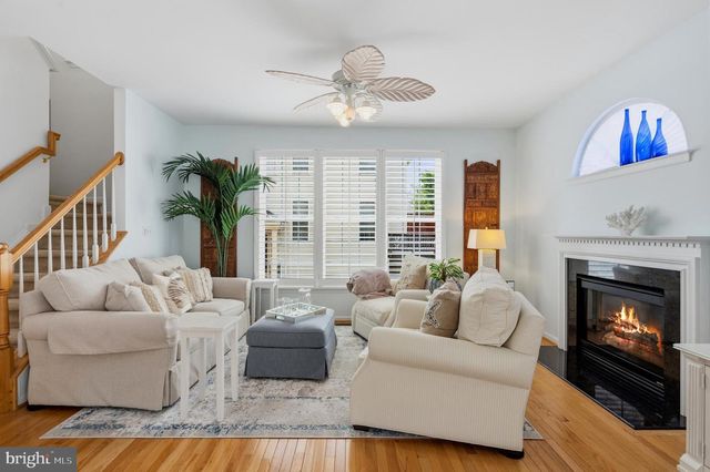 25838 KIRKWOOD SQ, Chantilly, VA 20152