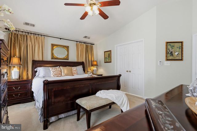 25838 KIRKWOOD SQ, Chantilly, VA 20152