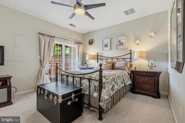 25838 KIRKWOOD SQ, Chantilly, VA 20152