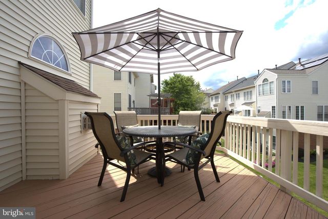25838 KIRKWOOD SQ, Chantilly, VA 20152