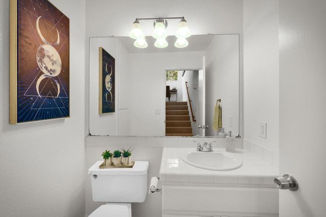 31 E Court Lane, Foster City, CA 94404