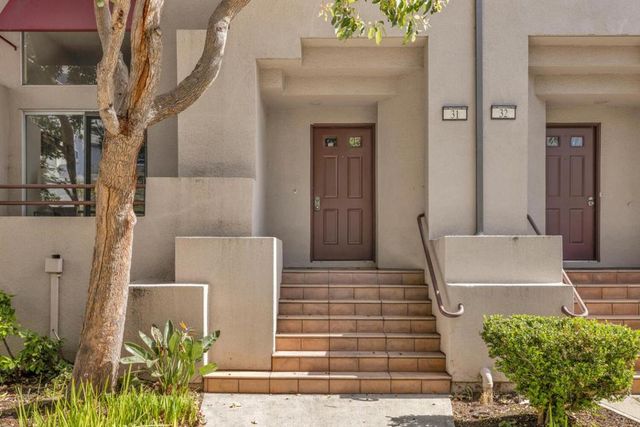 31 E Court Lane, Foster City, CA 94404
