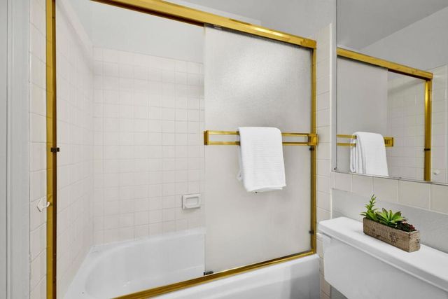 31 E Court Lane, Foster City, CA 94404