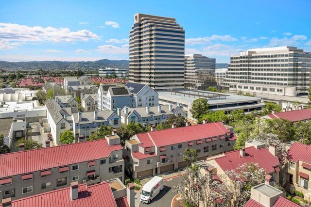 31 E Court Lane, Foster City, CA 94404