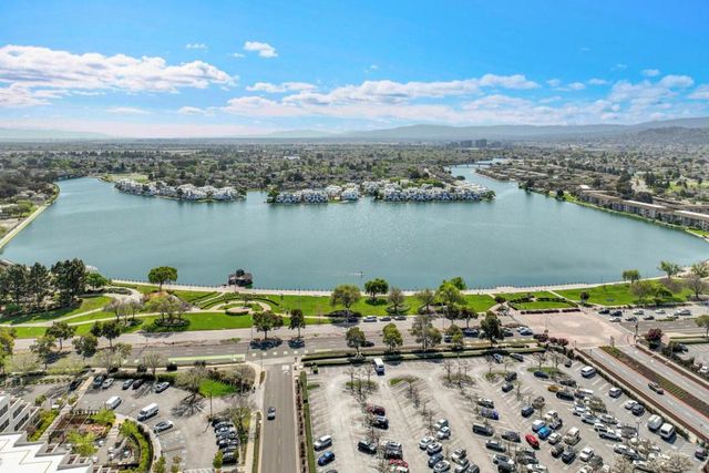 31 E Court Lane, Foster City, CA 94404