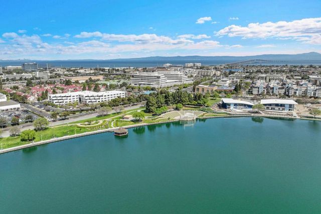 31 E Court Lane, Foster City, CA 94404