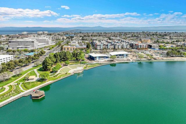 31 E Court Lane, Foster City, CA 94404