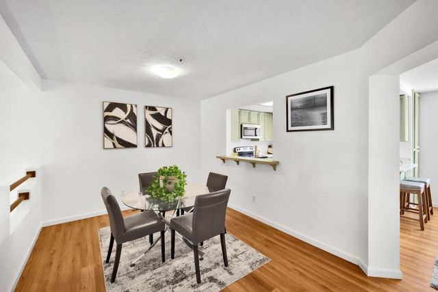 31 E Court Lane, Foster City, CA 94404