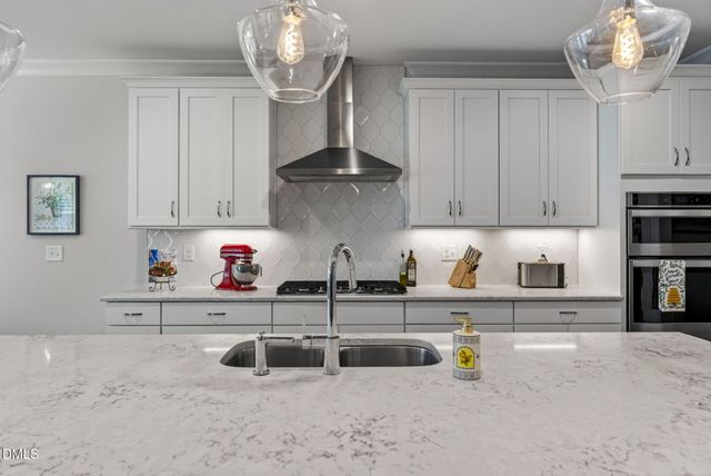 2921 Macintosh Woods Drive, Apex, NC 27502