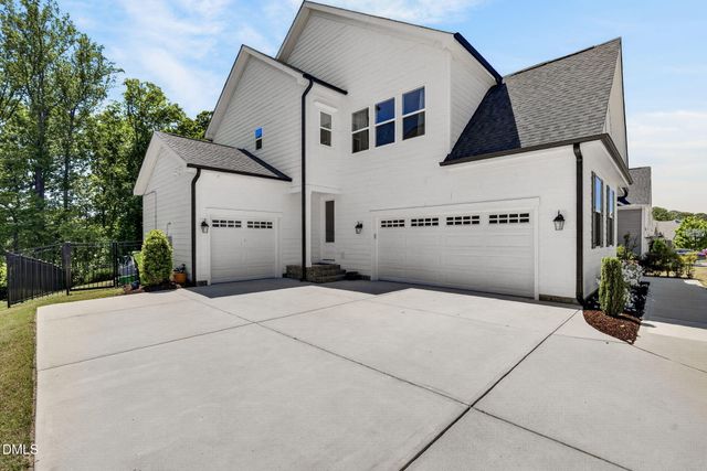 2921 Macintosh Woods Drive, Apex, NC 27502