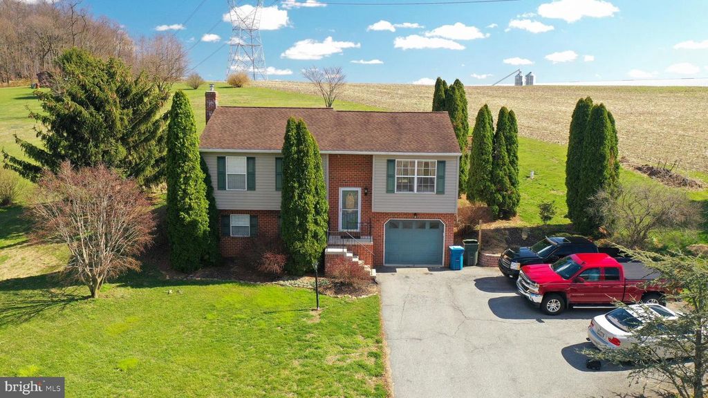 Image 1 of property listing at 185 ELFNER RD, Red Lion, PA 17356