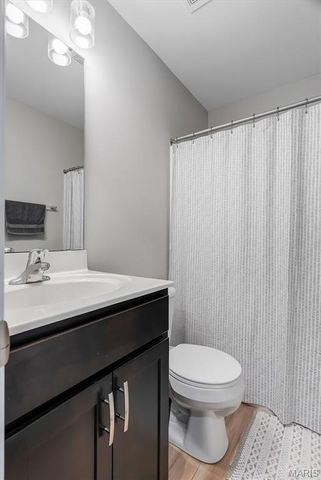 223 Westhaven Circle Drive, Wentzville, MO 63385