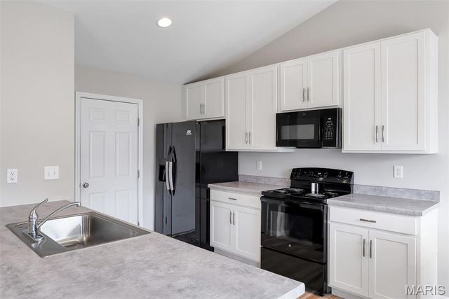 223 Westhaven Circle Drive, Wentzville, MO 63385