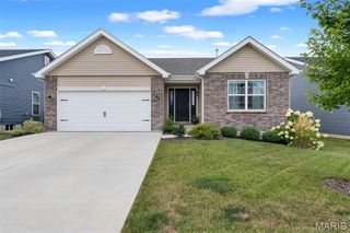 223 Westhaven Circle Drive, Wentzville, MO 63385