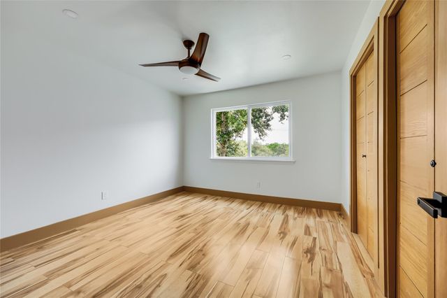 5801 Thunderbird ST A15, Lago Vista, TX 78645