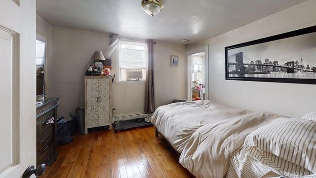 38 N 10th Avenue, Mount Vernon, NY 10550