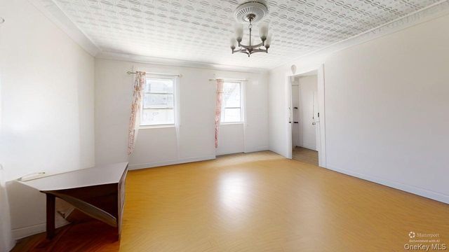 38 N 10th Avenue, Mount Vernon, NY 10550