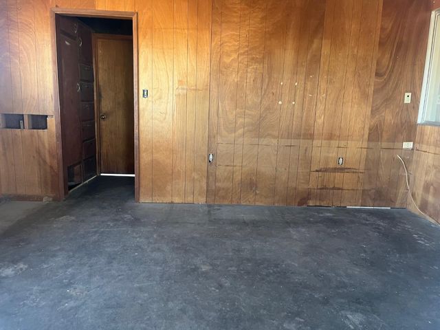 11597 S Academy Avenue, Selma, CA 93662