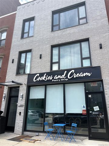 12-11 Jackson Avenue, Long Island City, NY 11101