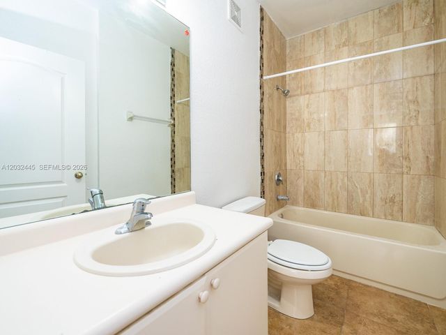 1663 SE 27th Dr 108, Homestead, FL 33035