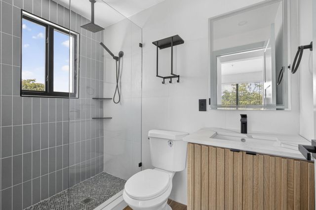 2032 N Dixie Highway 5, West Palm Beach, FL 33407