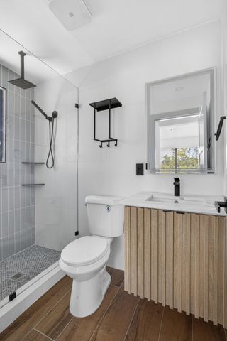 2032 N Dixie Highway 5, West Palm Beach, FL 33407