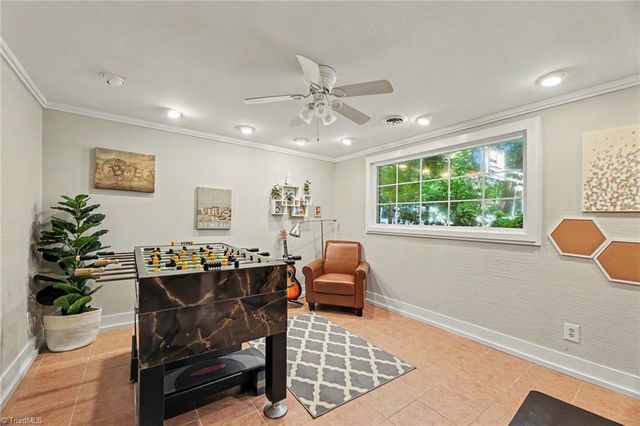 2860 Saint Claire Road, Winston-salem, NC 27106
