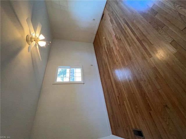 5704 Brookmere LN, Portsmouth, VA 23703