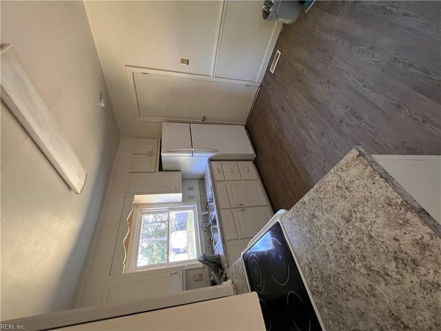 5704 Brookmere LN, Portsmouth, VA 23703