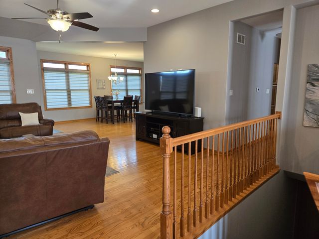 12176 W 106th Lane, St. John, IN 46373