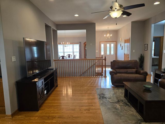 12176 W 106th Lane, St. John, IN 46373