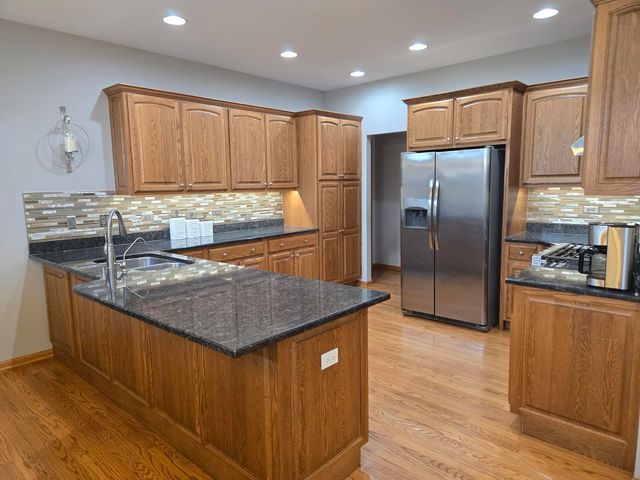 12176 W 106th Lane, St. John, IN 46373