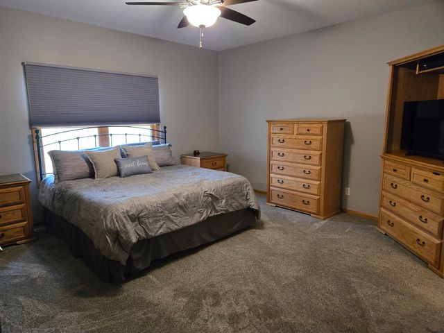 12176 W 106th Lane, St. John, IN 46373