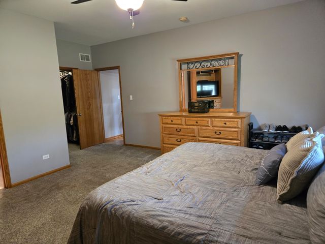 12176 W 106th Lane, St. John, IN 46373