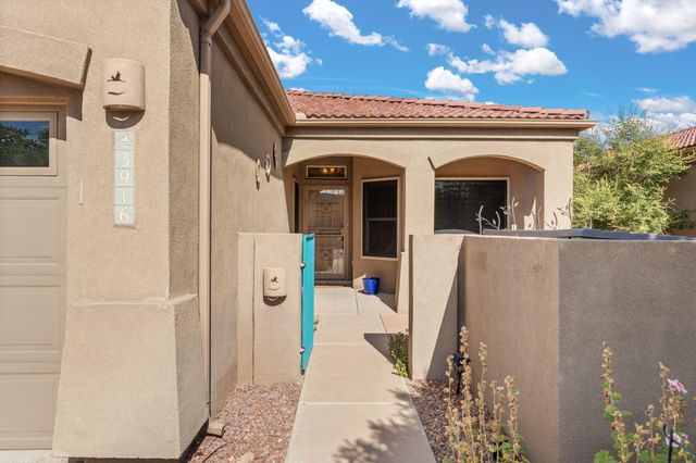 3916 ROCK DOVE Trail NW, Albuquerque, NM 87120