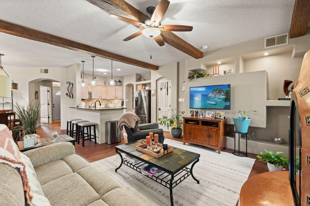 3916 ROCK DOVE Trail NW, Albuquerque, NM 87120