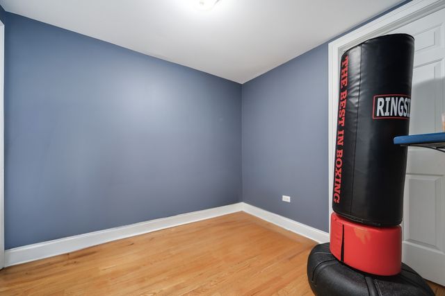 1938 N Hudson Avenue, Chicago, IL 60614