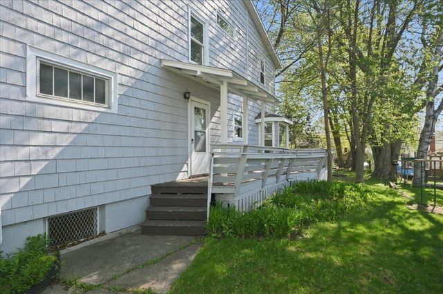 1830 Dunedin Avenue, Duluth, MN 55803