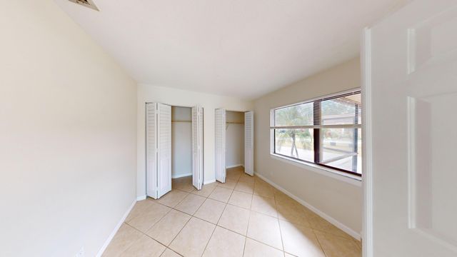 609 White Water Drive, West Palm Beach, FL 33413