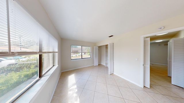 609 White Water Drive, West Palm Beach, FL 33413