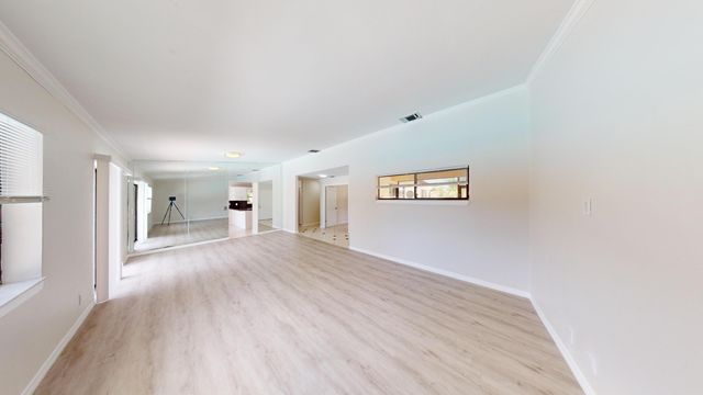 609 White Water Drive, West Palm Beach, FL 33413