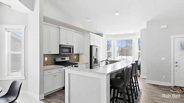 5140 Yellowstone River Drive SW 4, Grandville, MI 49418