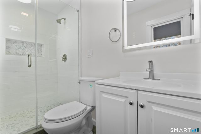 122 Lakeside Drive, Ridgefield, CT 06877