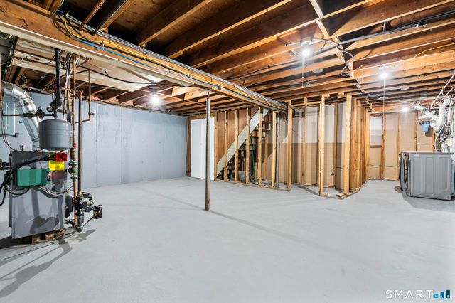 122 Lakeside Drive, Ridgefield, CT 06877