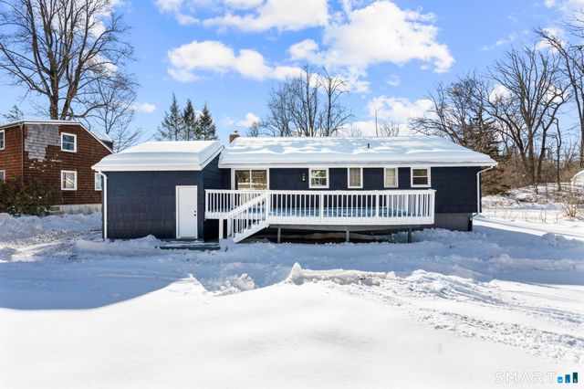 122 Lakeside Drive, Ridgefield, CT 06877